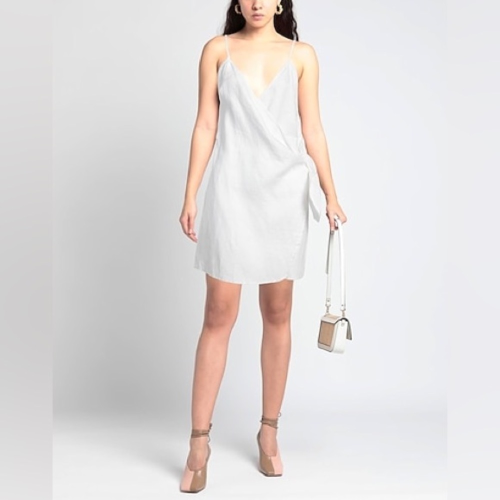 NWT FAITHFULL THE BRAND
Short Linen White Wrap Dress (20)